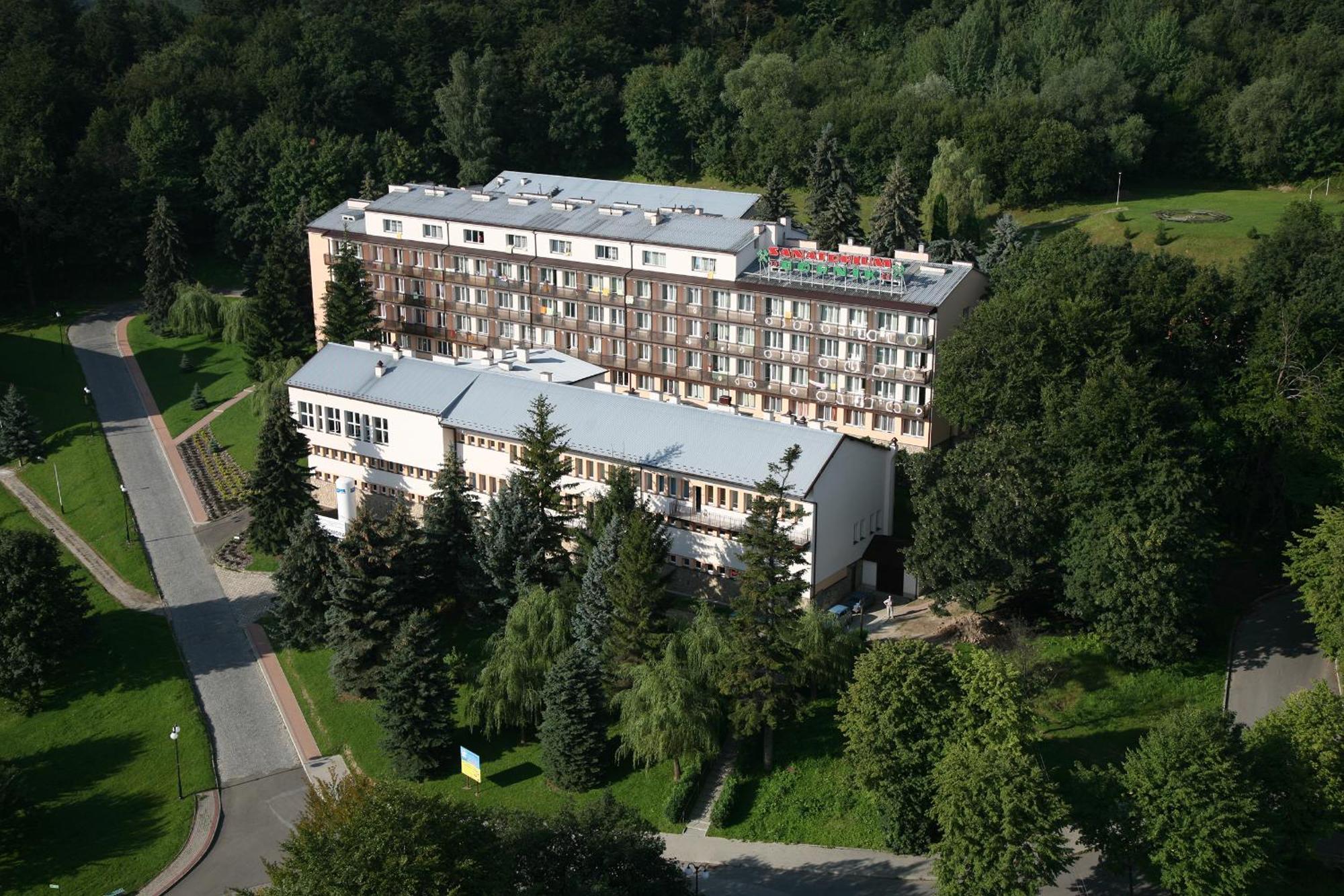 Hotel Kzzg W Polsce, Gornicze Sanatorium Zwiazkowe "Gornik" à Iwonicz-Zdrój Extérieur photo